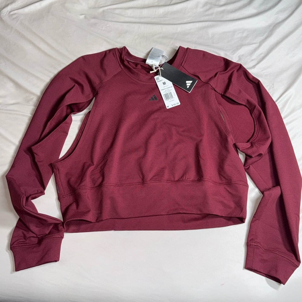 NWT TRAINING SWEATER